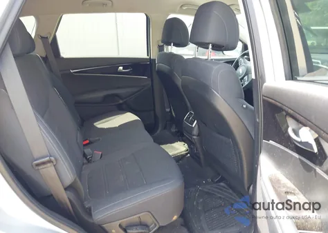 2017 Kia Sorento 2.4L Lx z USA, uszkodzony, nr VIN 5XYPG4A34HG265018